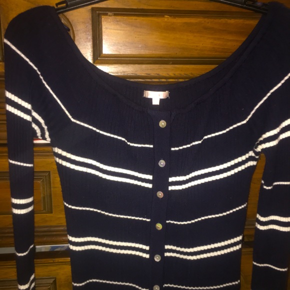 PacSun Tops - Off the shoulder top